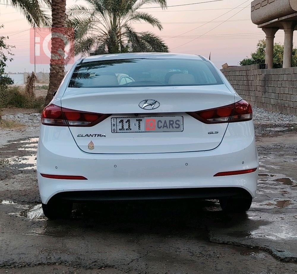 هيونداي النترا